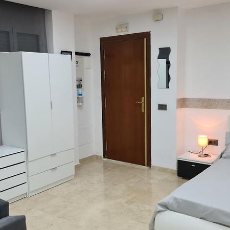 Apartamentos Porvera Jerez Centro Jerez de la Frontera Exterior photo